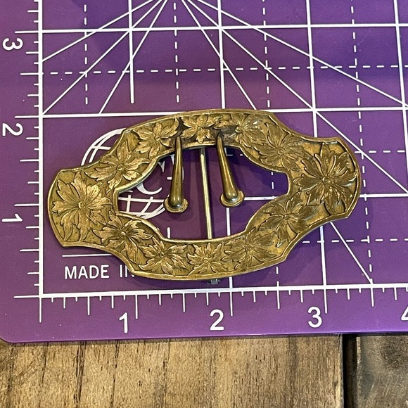 Antique Victorian Buckle Style Sash Pin Brooch Ornate Floral Design Brass - Picture 7 of 8